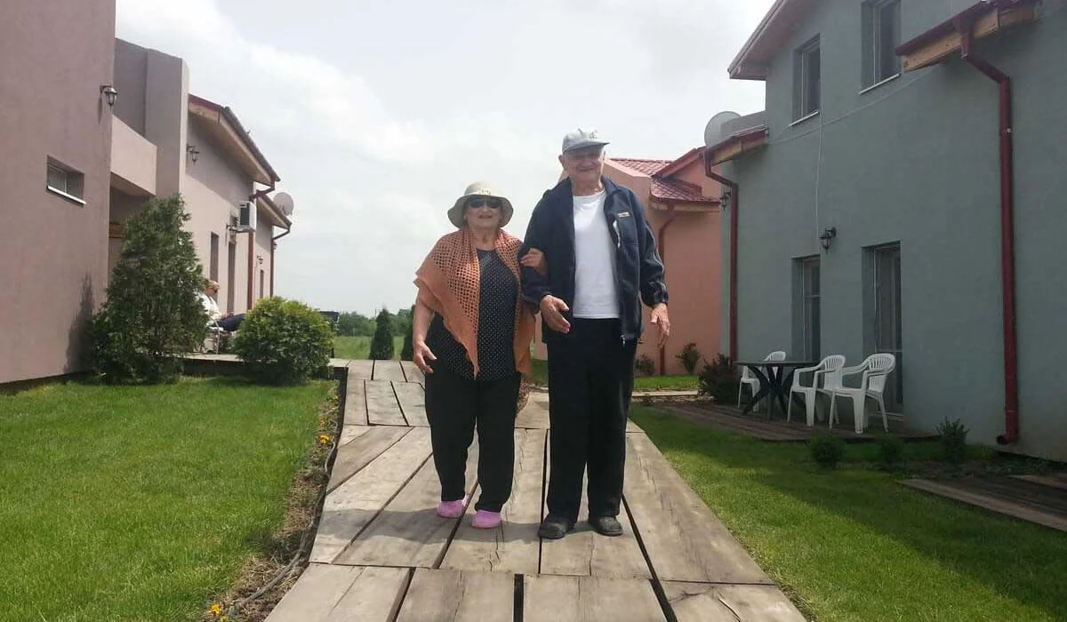 Plimbări de Primăvară în Grădina Moșiei
