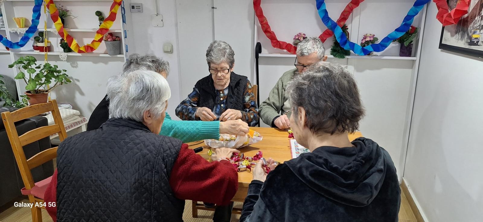 Preparare decorațiuni de sărbători